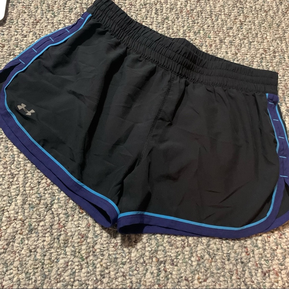 ❌LAST CHANCE❌ Black under armour workout shotts